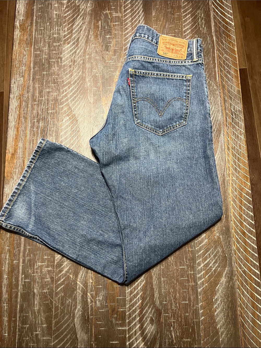 Levi's 527 Boot Cut Men’s Jeans - Medium Blue Wash Size 36X30.